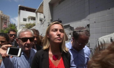 Il Ministro degli Esteri italiano Federica Mogherini durante il suo viaggio in Israele