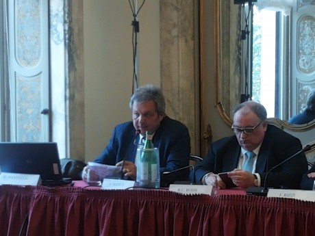 Da sinistra Enrico Mairov, presidente Meditteranean Solidarity Association, e Roberto Carlo Rossi, presidente Ordine dei medici Chirurghi e odontoiatri di Milano