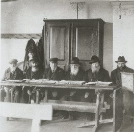 hasidim shtetel img002