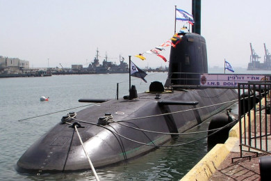 israeli-navy-submarine-dolphin-class-ins-dolphin