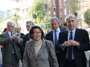 Paola Sereni quando accolse a Scuola l'allora Sindaco di Milano Giuliano Pisapia