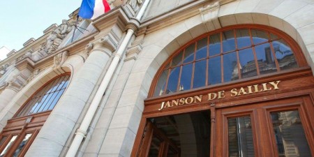 Il liceo Janson de Sailly dove insegna la docente francese accusata di condividere con gli studenti teorie cospirazioniste sugli ebrei