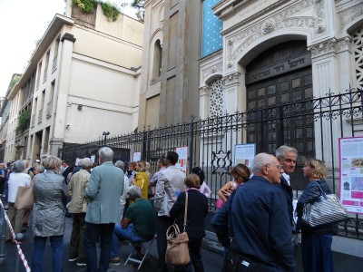 La coda in fila al Tempio di via Guastalla per la giornata europea della cultura ebraica