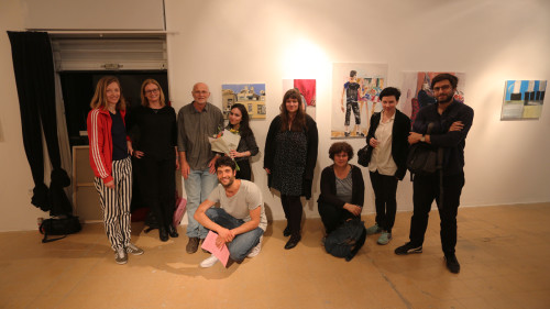 Al centro,Narkis Vizel, vincitrice del Maimeri/Bezalel Painting Award, insieme alla giuria del premio