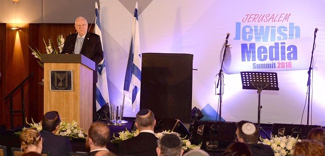 Il presidente israeliano Reuven Rivlin al Jewish media Summit a Gerusalemme