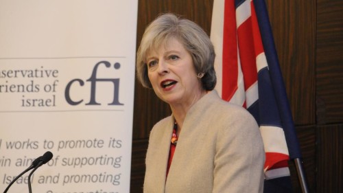 Il premier britannico Theresa May