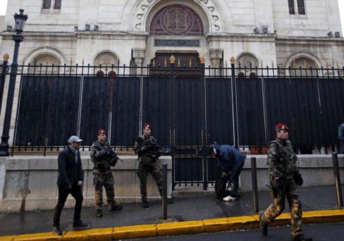 La sicurezza davanti alla sinagoga di Marsiglia