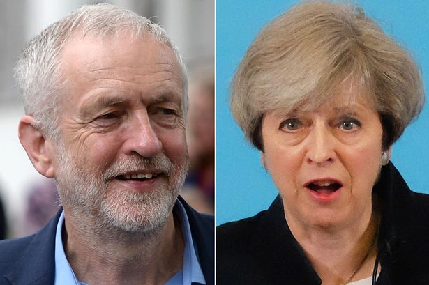 da sinistra Jeremy Corbyn, leader dei laburisti, e theresa May, primo ministro britannico