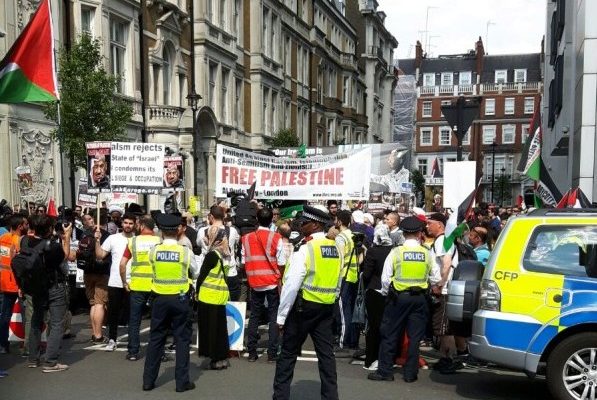 La manifestazione anti-Israele a Londra durante l'Al Quds Day 2017