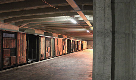 Il cantiere del Memoriale della Shoah alla Stazione Centrale di Milano [foto Ester Moscati]