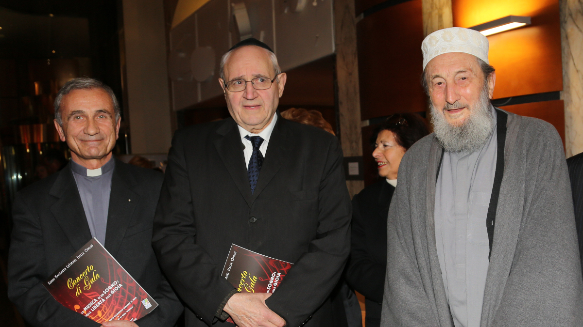 Da sinistra, monsignor Fumagalli, Rav Giuseppe Laras e Shaykh Abd al Wahid Pallavicini