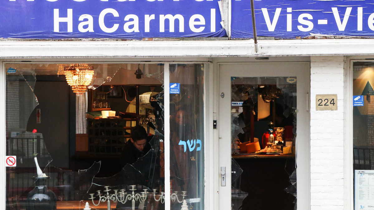 il ristorante kasher ad Amsterdam colpito da un palestinese