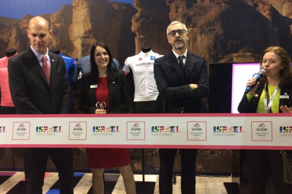 I rappresentati ufficiali di israele edi Rcs Sport alla presentazione della prima tappa del Giro d'Italia da Gerusalemme
