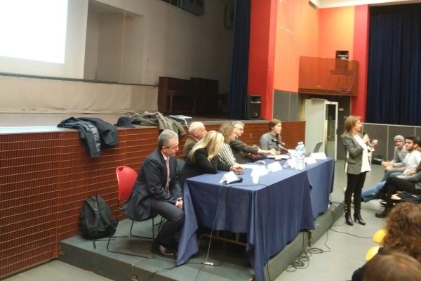 L'incontro 'speed career' organizzato a scuola il 7 febbraio 2018