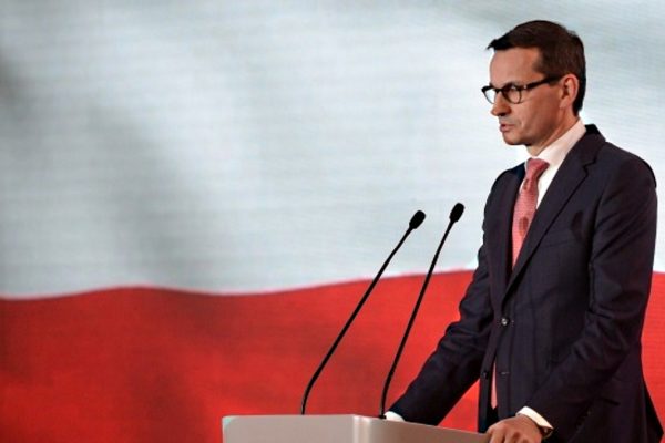 Il premier della Polonia Morawiecki, che ha approvato una legge sulla restituzione dei beni confiscati agli ebrei