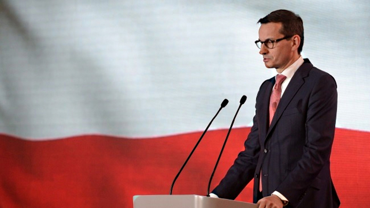 Il premier della Polonia Morawiecki, che ha approvato una legge sulla restituzione dei beni confiscati agli ebrei