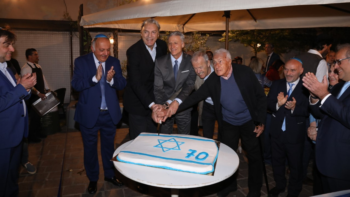 Gli ex campioni di basket alla serata del Noam per i 70 anni di Israele