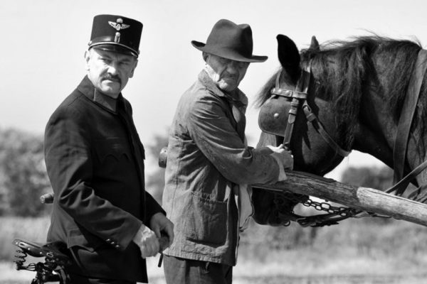 Una scena del film '1945'