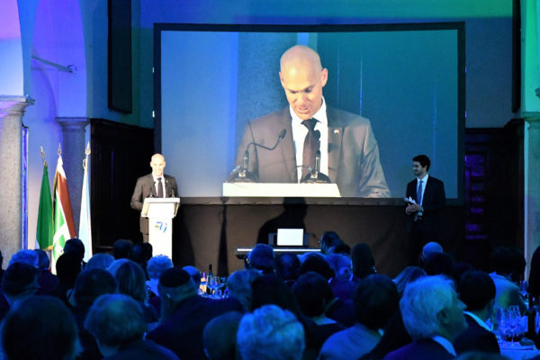 L'ambasciatore israeliano Ofer Sachs alla serata del KKL Italia per i 70 anni di Israele