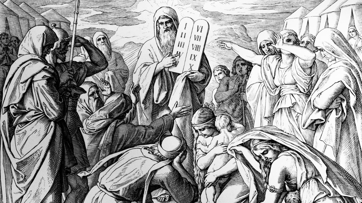 Mosè rilegge i 10 comandamenti nella parashà Vaetchanan