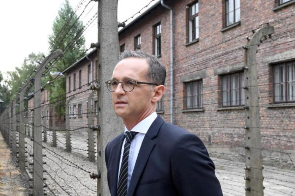 Il ministro degli esteri tedesco Heiko Maas in visita ad Auschwitz