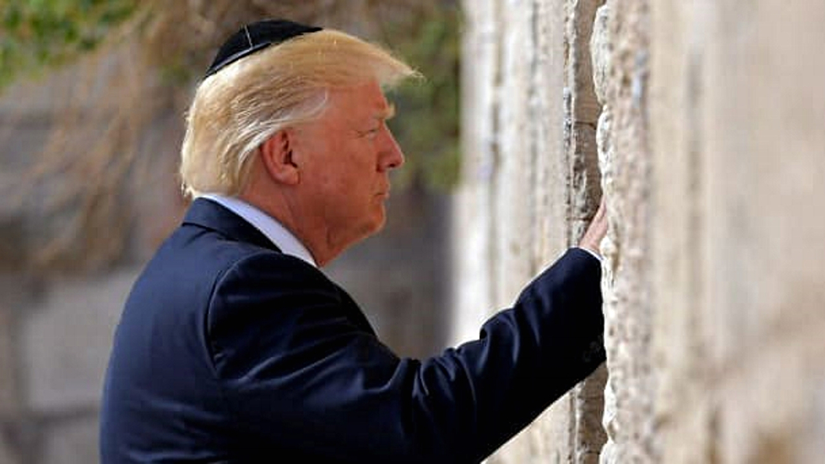 Donald Trump al Muro del Pianto