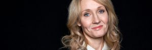La scrittric J.K. Rowling ha scritto dei tweet satirici contro il Labour di Corbyn