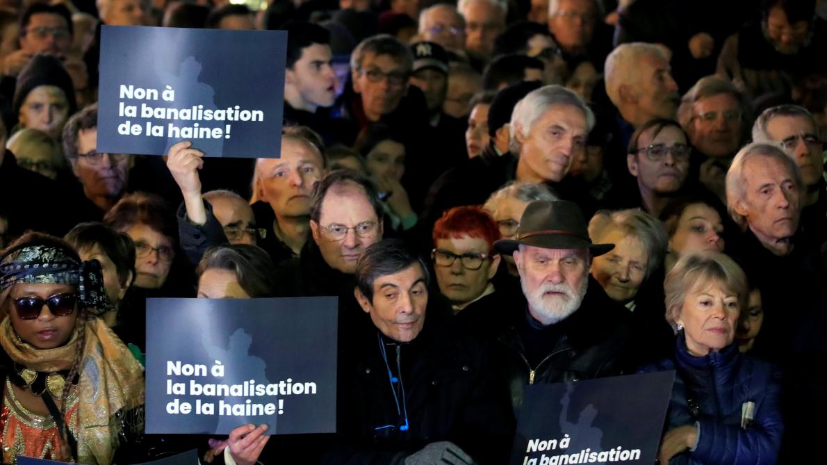 Manifestazionein Francia contro l'antisemitismo