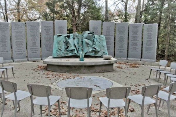 Memoriale della Shoah di Nashville vandalizzato con insulti antisemiti