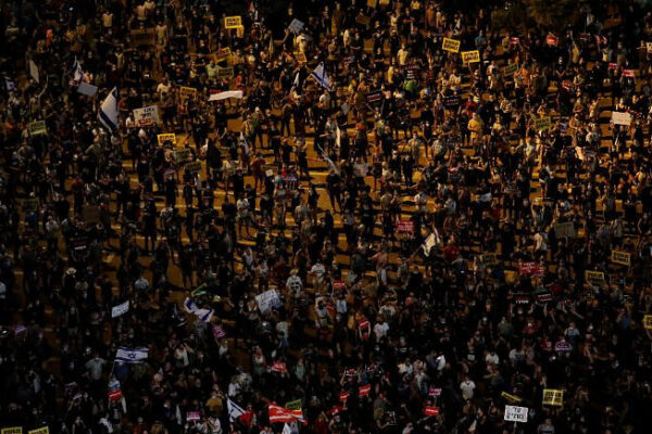 Manifestazione di protesta a Tel Aviv l'11 luglio 2020