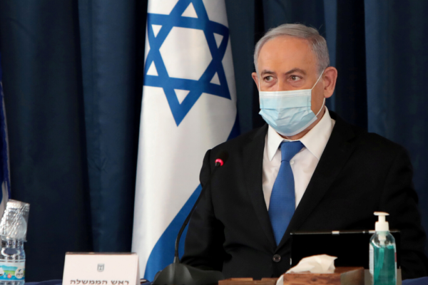 foto netanyahu con la mascherina