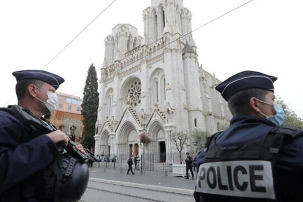 Basilica di Nizza teatro dell'attentato ((Crédit : ERIC GAILLARD / AFP)