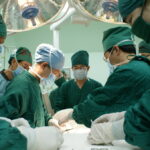 Personale sanitario durante un'operazione