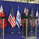 Netanyahu incontra il ministro degli esteri del Bahrein a Gerusalemme