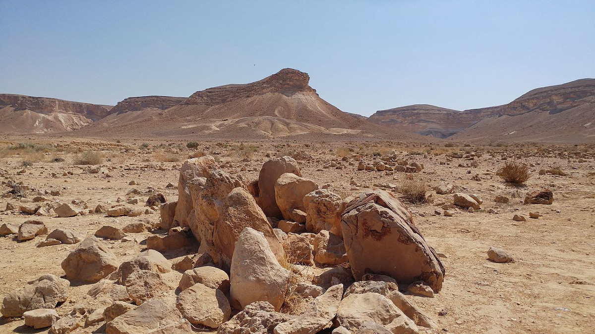 L'Hat Ha Karcom potrebbe essere il biblico Monte Sinai