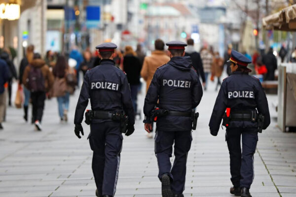 Poliziotti a Vienna
