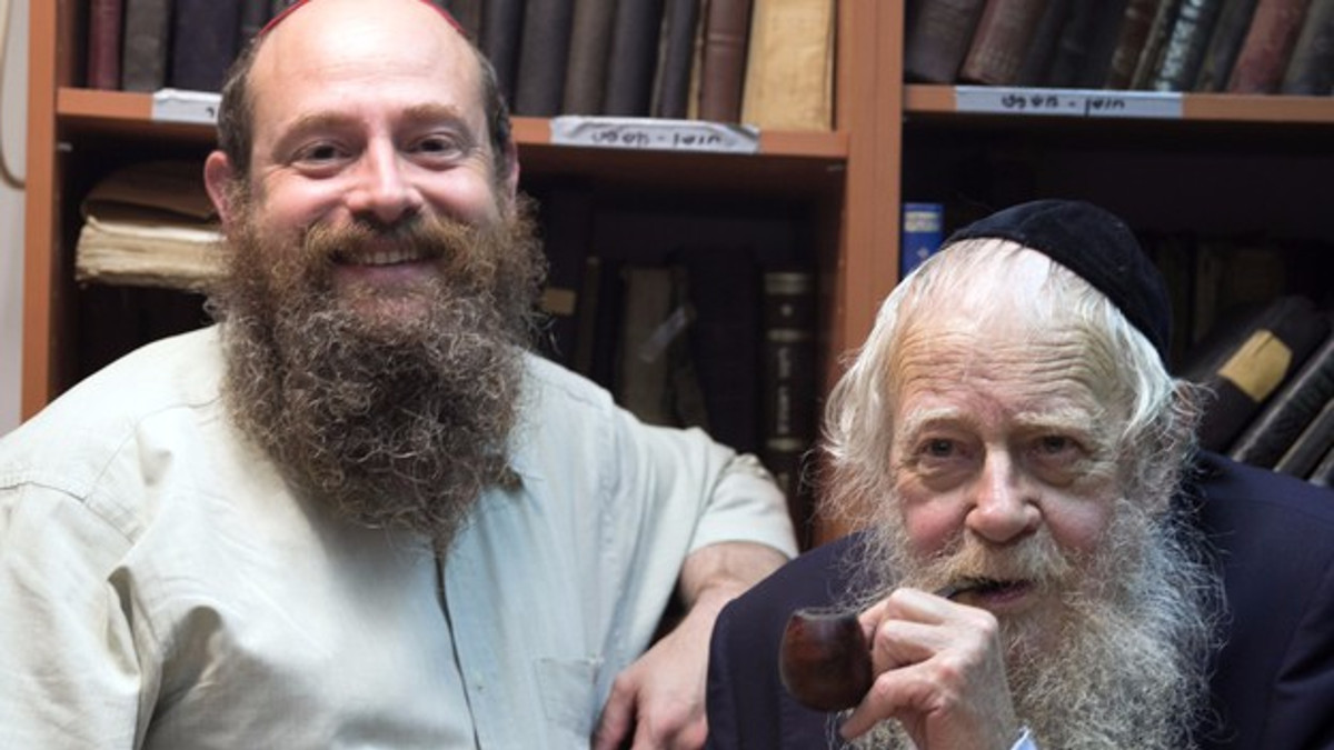 Da sinistra Meni Steinsaltz con il padre Rav Adin Steinsaltz