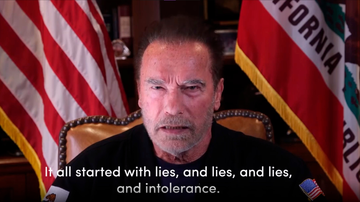 Arnold Schwarzenegger in un video comapar l'attacco al Campidoglio con la Notte dei Cristalli