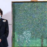 Il dipinto 'Il melo' di Gustav Klimt al Musée d'Orsay