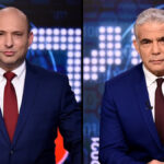 FDa sinistra, Nafatli Bennett e Yair Lapid, che hanno formato un nuovo governo in Israele