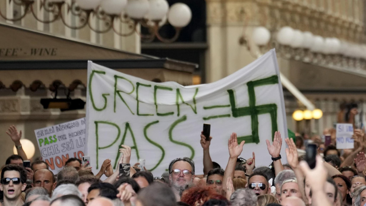Manifestazioni contro il green pass