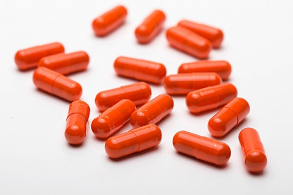 la pillola sviluppata da Redhill BioFarma contro il Covid