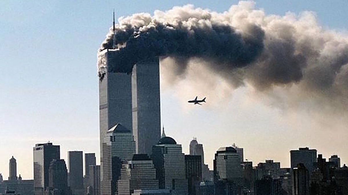 aerei colpiscono le Torri gemelle l'11 settembre 2001
