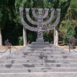Memoriale alle vittime ebree trucidate nel 1941 a Baij Jar