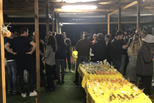 Evento dei giovani della comunità in Sukkà