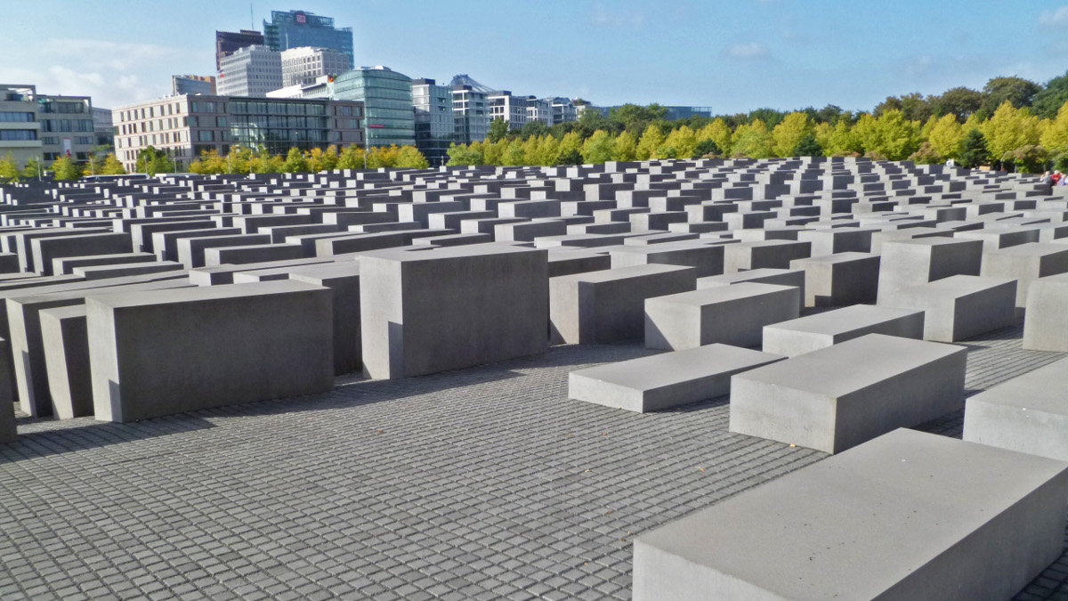 memoriale alle vittime della shoah a Berlino