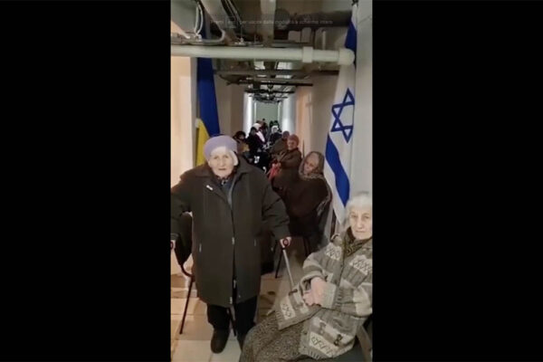 le due donne ucraine sopravvissute alla Shoah in un video contro Putin