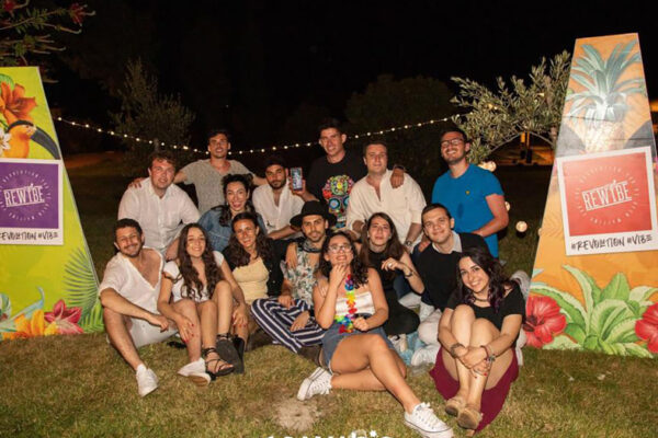 giovani ebrei all'evento in Toscana