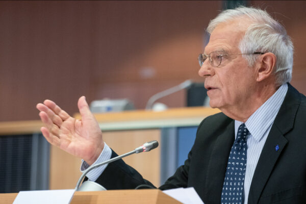 Josep Borrell (foto Pietro Naj-Olari, fonte Wikimedia Commons)