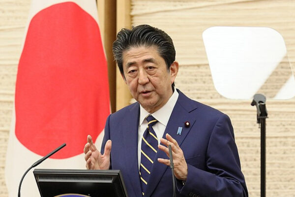 L'ex premier giapponese Shinzo Abe